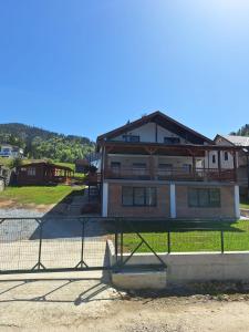 Afbeelding uit fotogalerij van CabAna de la Colibița in Colibiţa