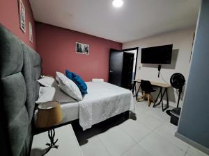 TV a/nebo společenská místnost v ubytování Hotel 9-25 + 19 fotografií
