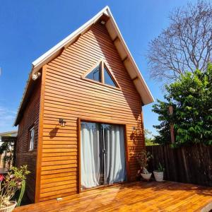 Budova, kde se chata nachází