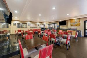 Restaurace v ubytování Comfort Suites El Paso West