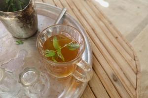 Juomia majoituspaikassa هوستل أجبناخ إنشالي Hostel Agbenakh Inshaly