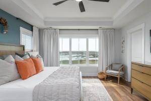 Gallery image of (14) Shell Yeah, Direct Marsh Views, Pool, Family Friendly in Hilton Head Island