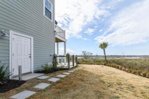Foto sihtkohas Hilton Head Island asuva majutusasutuse (14) Shell Yeah, Direct Marsh Views, Pool, Family Friendly galeriist