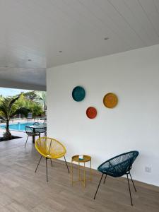 Piscina di Villa Côté Sud o nelle vicinanze