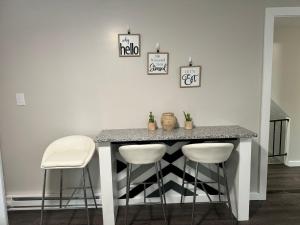 Gallery image of Leave Worries Behind in Wilkes-Barre +24 photos