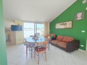 Billede fra billedgalleriet på Sicilia, Mansarda le due terrazze i Mascali