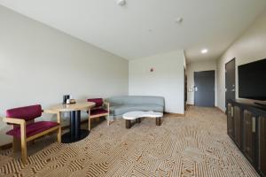 TV a/nebo společenská místnost v ubytování Blanco River Hotel