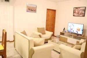 โทรทัศน์และ/หรือระบบความบันเทิงของ Mountain Panoramic Suite