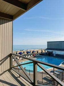 Bazén v ubytování Royal Atlantic Beach Resort nebo v jeho okolí