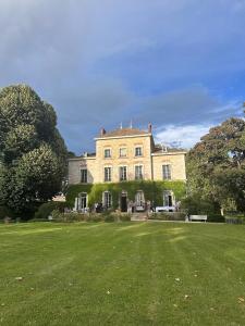 Zahrada ubytování Château des Charmes