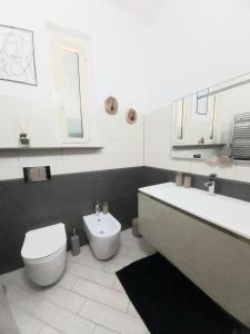 Ένα μπάνιο στο Bellatorium House