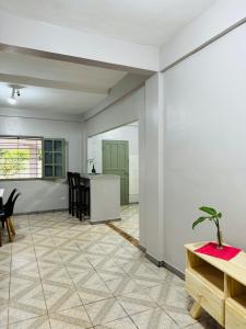 Kuchyň nebo kuchyňský kout v ubytování Casa S&G grande con 3 habitaciones, 8 personas, piscina privada, cochera, aire acondicionado, TV, wifi, excelente ubicacion