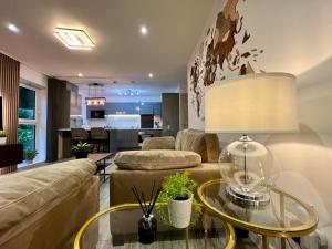 Φωτογραφία από το άλμπουμ του Private Bedroom - Modern Flat - West End Glasgow στη Γλασκώβη +21 φωτογραφίες