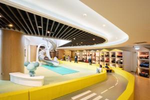 Bazén v ubytování CHECK inn MAGI Kids Hotel nebo v jeho okolí