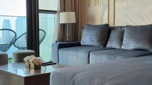Φωτογραφία από το άλμπουμ του Magnificent 3BR with Full Burj Khalifa & Fountain view στο Ντουμπάι