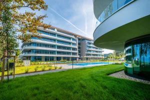 Wave Luxury 44 Suite 8600 Siófok, Beszédes József sétány 58 kép - 2