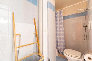 Koupelna v ubytování Casa Sabre by BarbarHouse + 8 fotografií