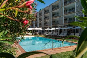 The swimming pool at or close to Hotel Araxa - Adults Only