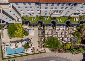 Bazén v ubytovaní Hotel Park Split alebo v jeho blízkosti