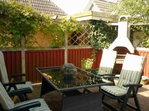 Gallery image of Ferienwohnung Kiara - mit Terrasse, 2 Schlafzimmern und einem großem Wohnzimmer in Handewitt