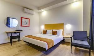 Postel nebo postele na pokoji v ubytování Via Wedding Hut 51