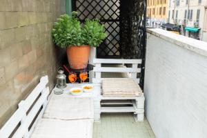 Balkón alebo terasa v ubytovaní [Duomo walking distance] elegant flat with view