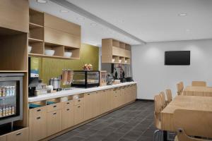 Köök või kööginurk majutusasutuses Home2 Suites By Hilton Poughkeepsie