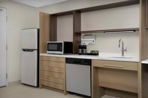 Köök või kööginurk majutusasutuses Home2 Suites By Hilton Poughkeepsie