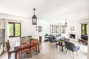 Fotografie z fotogalerie ubytování Villa Ay Kyriaki v destinaci Prodhromi