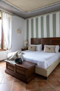 Łóżko lub łóżka w pokoju w obiekcie Al Castello Resort