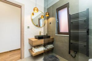 Zdjęcie z galerii obiektu Villa Skyfall ZadarVillas w Bibinje