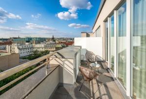 Balkón alebo terasa v ubytovaní VN17 Rooftop Suites by Adrez
