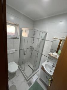Koupelna v ubytování Markovi Apartments