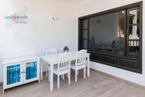 Fotografie z fotogalerie ubytování Casita Luna VV Playa Bastian v destinaci Costa Teguise