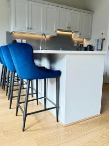 Cucina o angolo cottura di The Hive - Luxury Ensuite Room - Full Privacy as only room on the top floor!