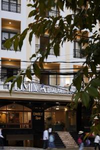 Hoone, kus hotell asub
