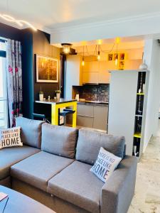 Η κουζίνα ή μικρή κουζίνα στο Solid Residence Mamaia
