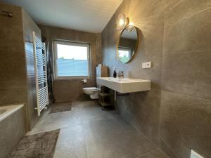 Galeriebild der Unterkunft geschmackvolle Wohnung in Katsdorf, modern und bequem in Katsdorf + 3 Fotos
