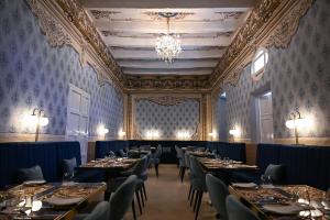 Area soggiorno di Palazzo Castagna Boutique Hotel