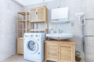 Bilde i galleriet til Convenient 3-BR Shared Apt, 15 Min to Landstraße Hub i Wien