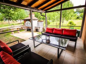 Posezení v ubytování My Eden Bihać