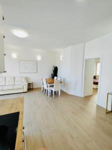 Fotografie z fotogalerie ubytování Attico Da Vinci Luxury Penthouse v destinaci Olbia