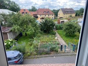 Κήπος έξω από το Stadtzentrumnahe Wohnung an der grünen Aue