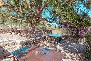 Gallery image of B&B Pettirosso Garden in San Teodoro