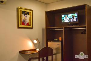 Sjónvarps- og/eða afþreyingartæki á SBS Hotel & Spa