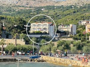 Gallery image of Unforgettable sea view apartments Bakota in Podstrana