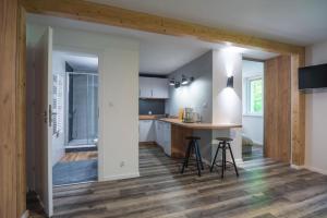 Кухня или мини-кухня в VacationClub - Podgórzyńska 6A apartament 6
