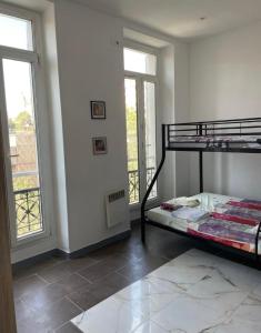 Postel nebo postele na pokoji v ubytování Hotel Rex