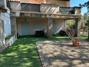 Zahrada ubytování L'hôtel du Bastier