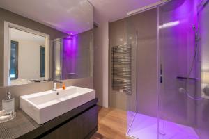 Ένα μπάνιο στο Casa Basilico - Happy Rentals